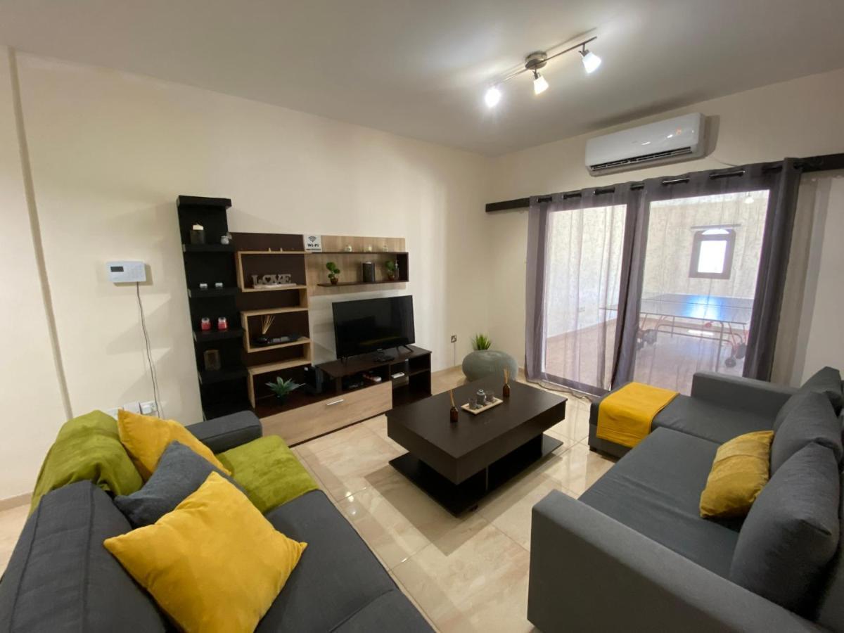 Philip Spacious Apartment リマソール エクステリア 写真